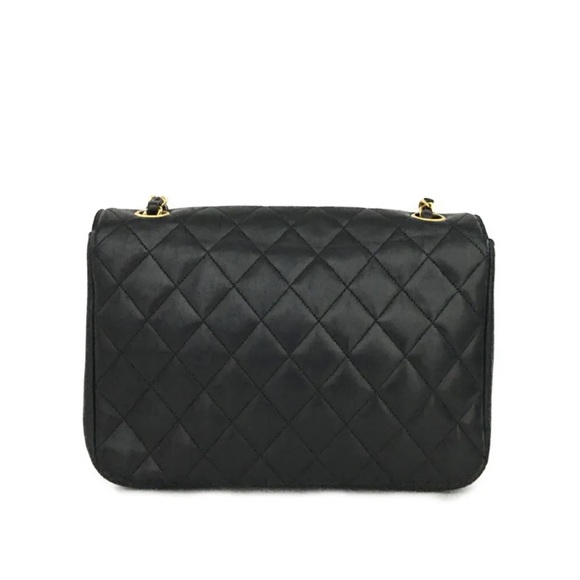 SOLD SOLD SOLD CHANEL Quilted Matelasse CC Logo Lambskin Chain Shoulder Bag - Picture 5 of 16